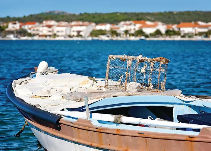 Σπίτι διακοπών 2 Bedroom Beautiful In Milinkovica